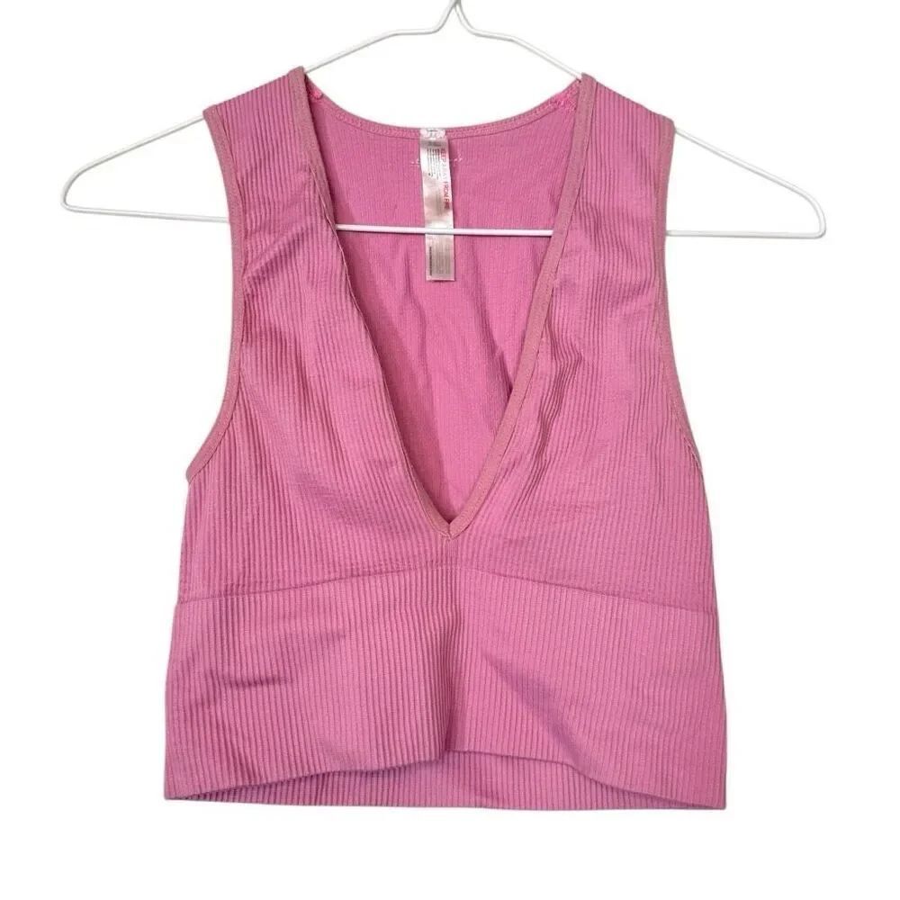 Urban Outfitters Out From Under Ribbed V-Neck Stretch Sleeveless Cropped Tank To